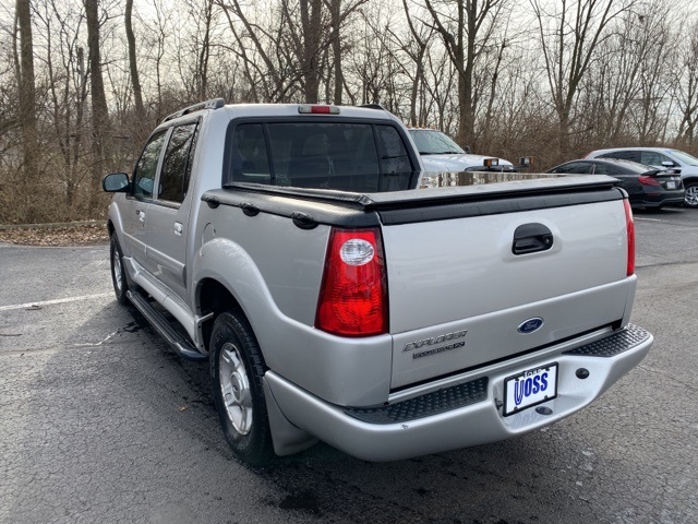 Pre Owned 2004 Ford Explorer Sport Trac Xlt 4wd 4d Sport Utility