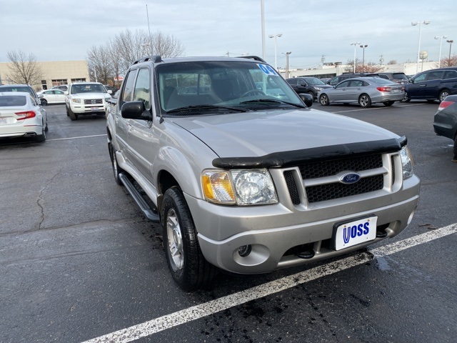 Pre Owned 2004 Ford Explorer Sport Trac Xlt 4wd 4d Sport Utility