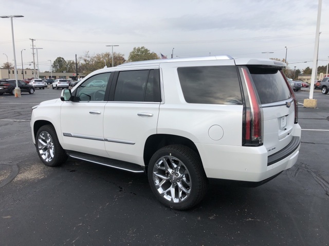 $90,170 2020 Cadillac Escalade Luxury White 4D Sport Utility in Dayton