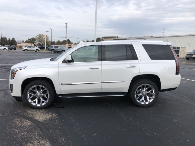 $90,170 2020 Cadillac Escalade Luxury White 4D Sport Utility in Dayton