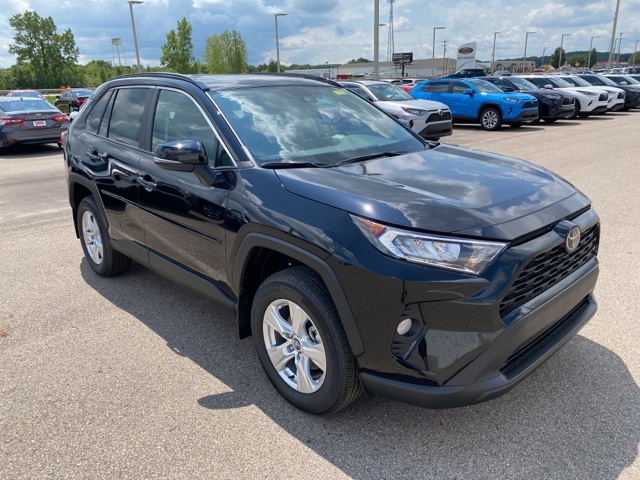 $30,237 2020 Toyota RAV4 XLE Black 4D Sport Utility in Beavercreek