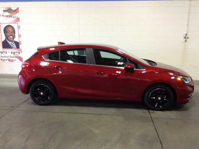 $13,750 2017 Chevrolet Cruze LT Cajun Red Tintcoat 4D Hatchback in Monroe