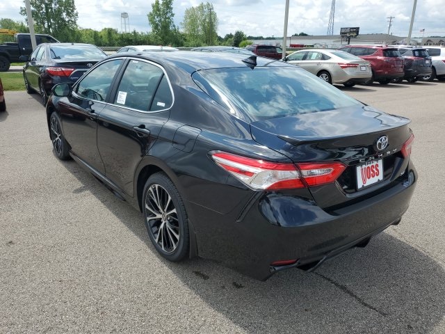 $27,711 2020 Toyota Camry SE Black 4D Sedan in Beavercreek