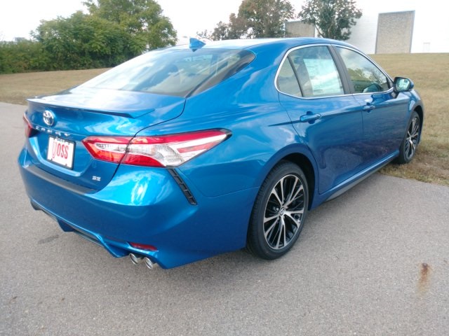 $29,613 2020 Toyota Camry SE Blue 4D Sedan in Beavercreek