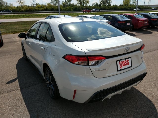 $23,653 2020 Toyota Corolla SE White 4D Sedan in Beavercreek