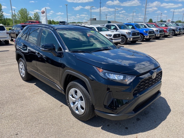 $29,559 2020 Toyota RAV4 LE Black 4D Sport Utility in Beavercreek