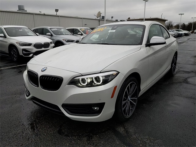 $44,370 2020 BMW 2 Series 230i xDrive White 2D Coupe in Dayton